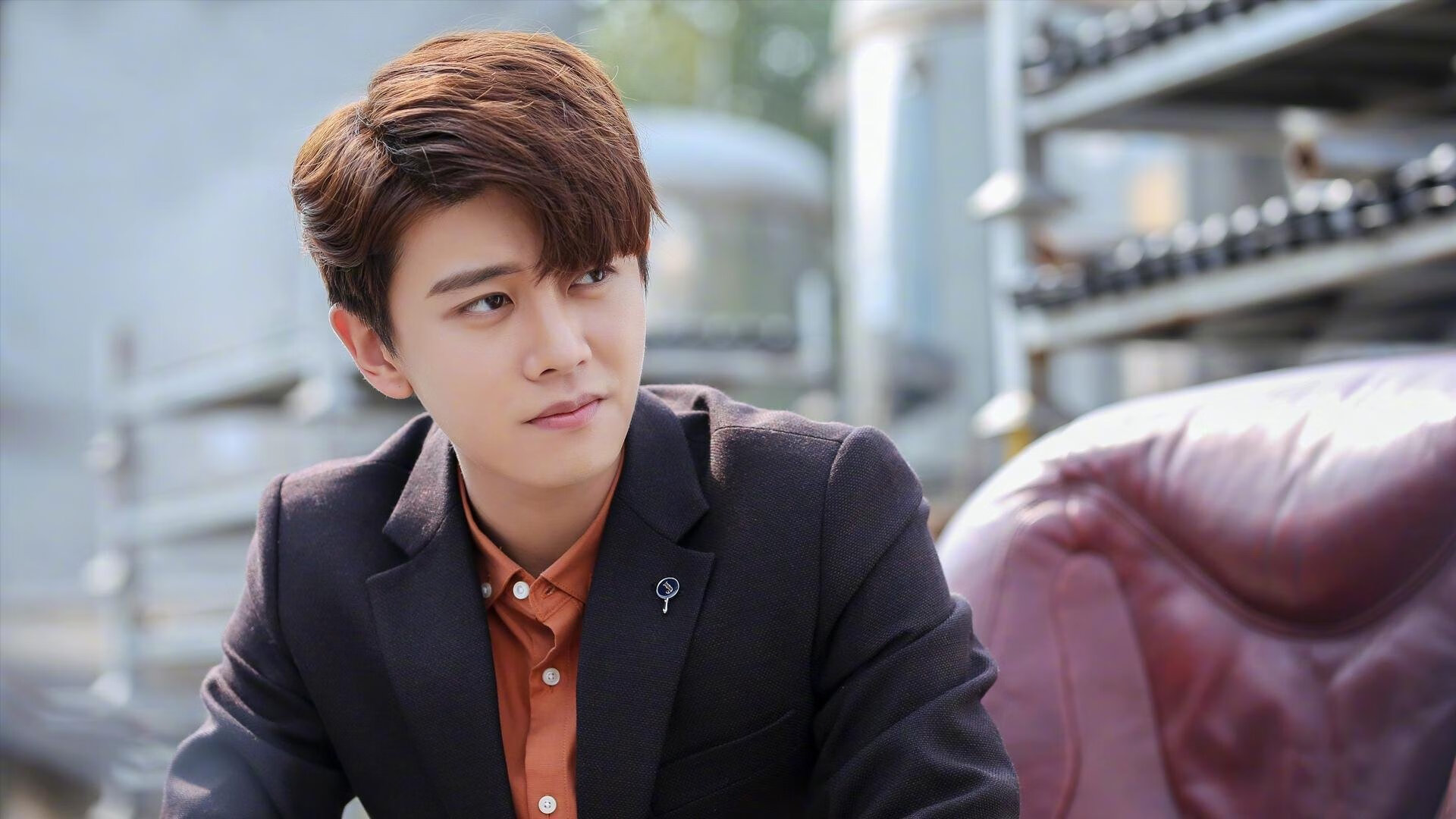 令人惊叹的“空中霸主”——头球王的巅峰表现，头球之王