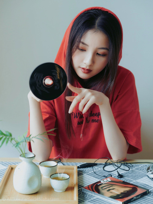 匈牙利前锋神秘受伤,备战巴尔干球队,匈牙利nb