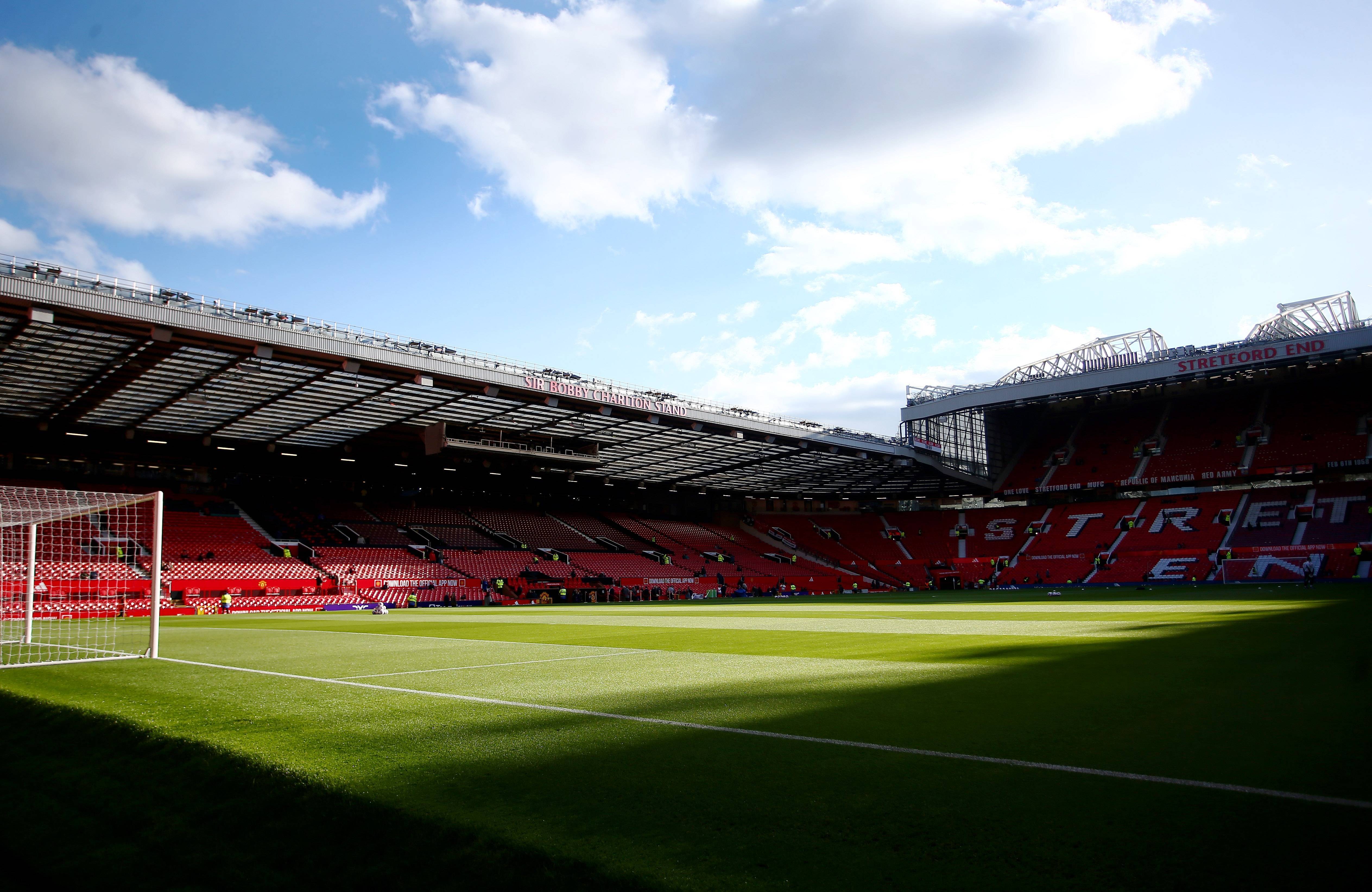 包含爱游戏体育:英超的球场设计：提升观赛体验的词条