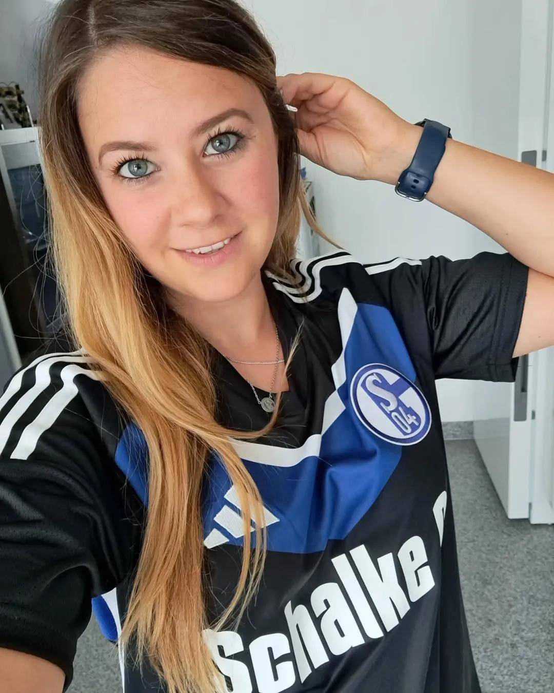 包含爱游戏体育：德甲帕德博恩的重建之路充满挑战的词条