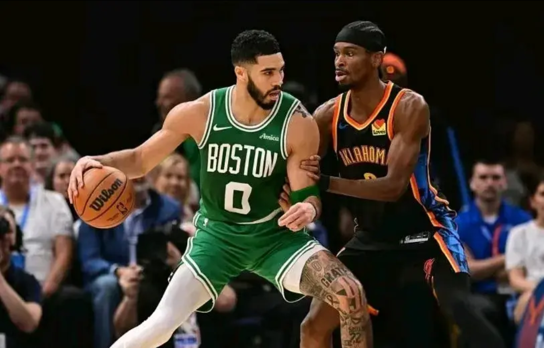 爱游戏官网:凯尔特人队季前赛:斯普鲁斯展现篮板能力,争夺轮换位置的简单介绍 爱游戏官网:凯尔特人队季前赛:斯普鲁斯展现篮板能力,争夺轮换位置的简单介绍