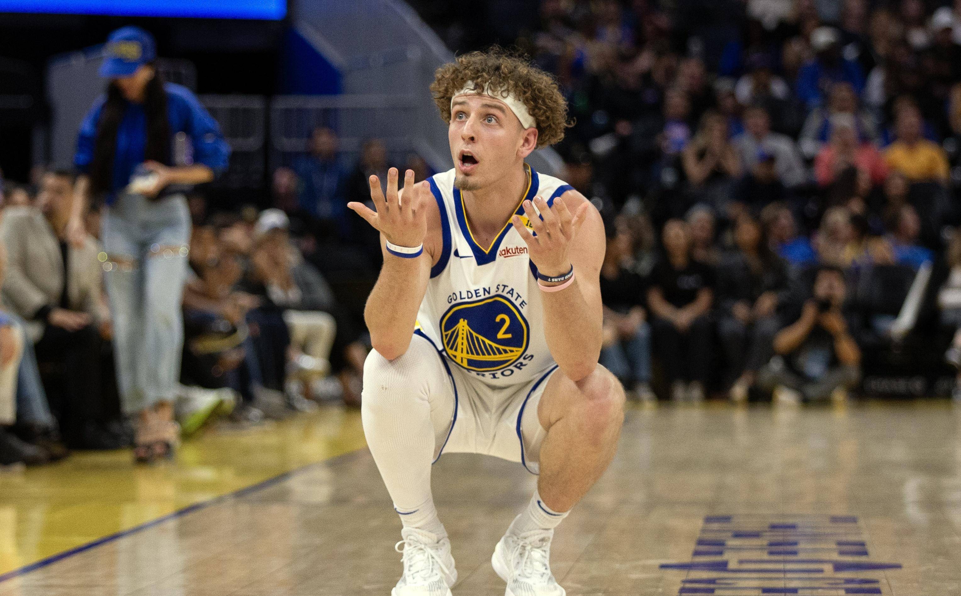 包含爱游戏官网:勇士队库里的个人训练：如何保持状态，延长职业生涯？的词条