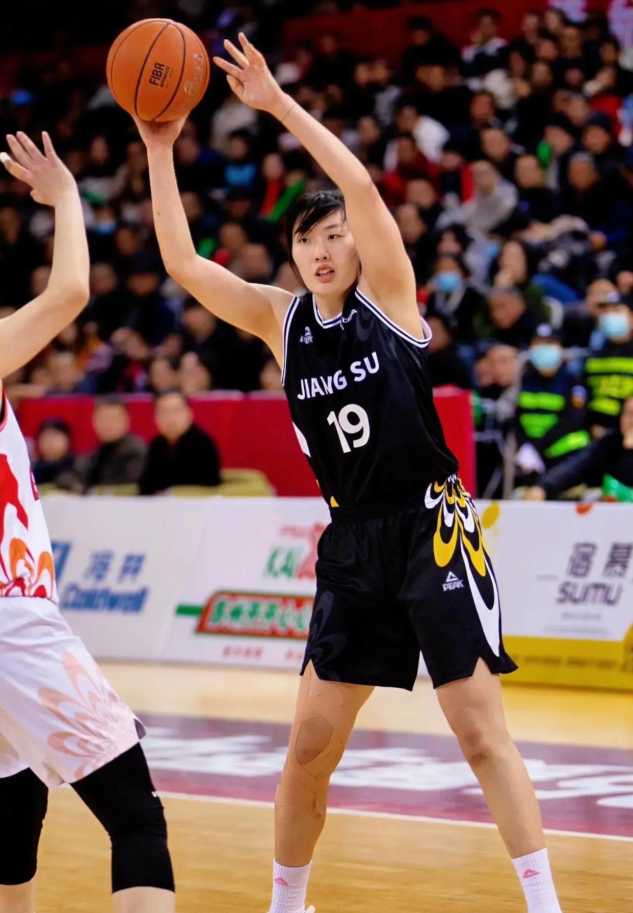 关于AYX爱游戏：中国女篮备战亚洲杯，剑指冠军荣耀的信息