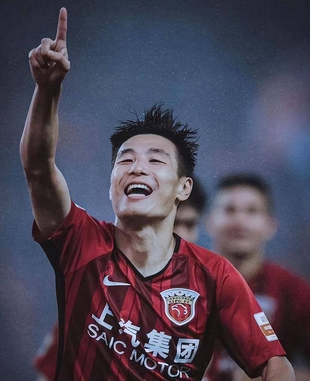 AYX SPORTS-爱游戏APP:武磊接受采访：谈留洋经历，展望未来发展的简单介绍